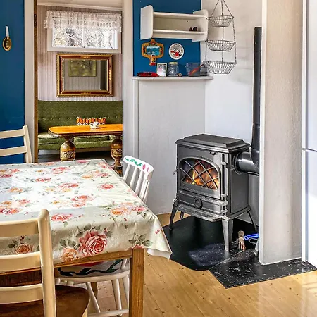 بيت للعطل 3 Bedroom In *